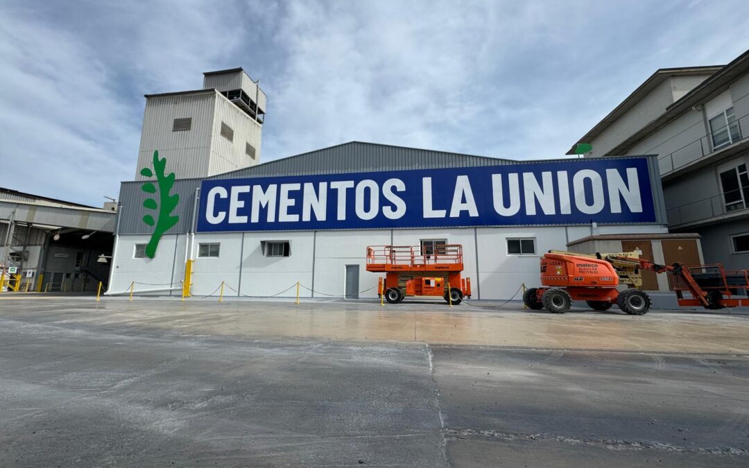 PINTURA RÓTULO CORPORATIVO CEMENTOS LA UNION